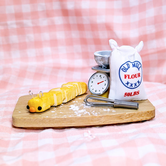 No.6 Sliced Bread Caterpillar Magnet
