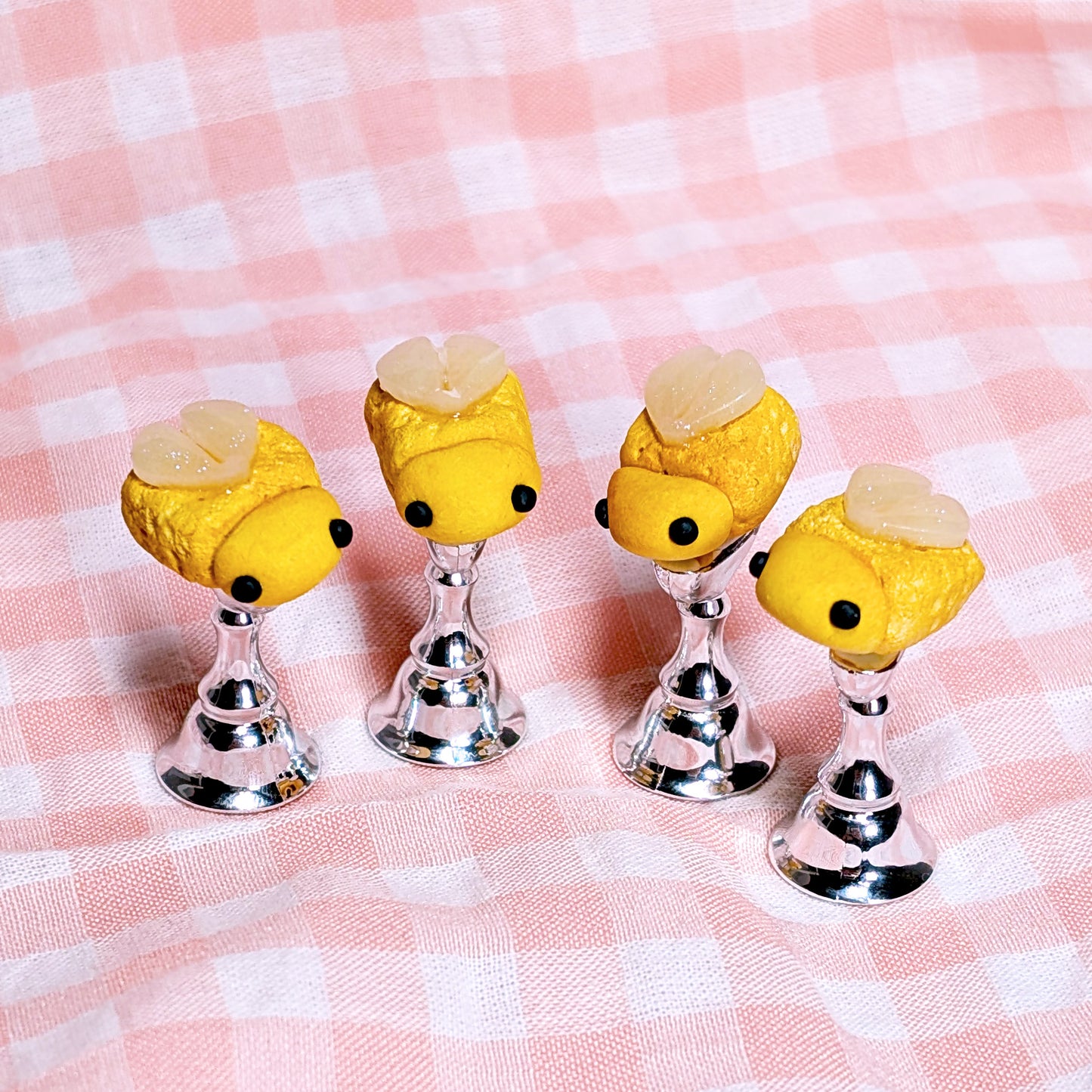 No.4 Crouton Fireflies Magnets