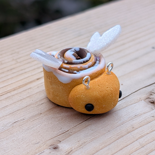 No.7 Cinnabee Magnet
